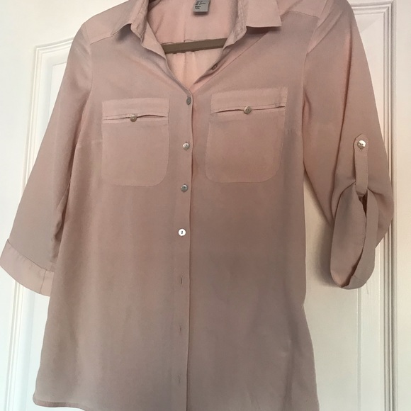 Soft pink blouse - Picture 1 of 2